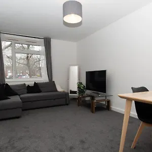 Apartment Modern 1 Bed Flat On The Outskirts Of Kingston *