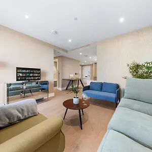 Luxury 1bdr + Balcony - Apartment London