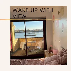 Apartment Perfect In The Centre With View London