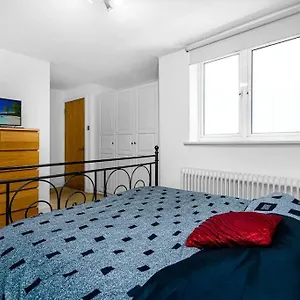 2br Flat Next To Eye On Lower Marsh 96a Apartment