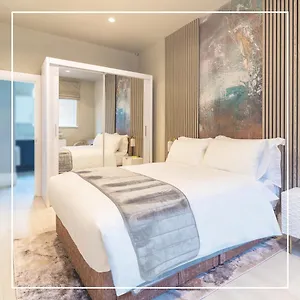 Beautiful In London Apartment Hounslow