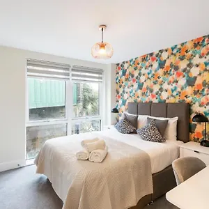 Apartment Sleek And Modern 1-br 1 Mile To Borough Market