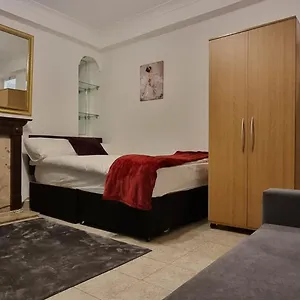 4-bed In *