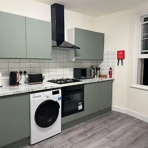 3 • Double Bed In King's Cross