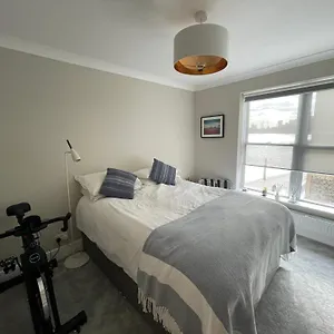 Homestay Private Riverside Bedroom In Limehouse, *