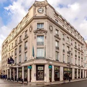 The Trafalgar St. James, Curio Collection By Hilton 5* Londres