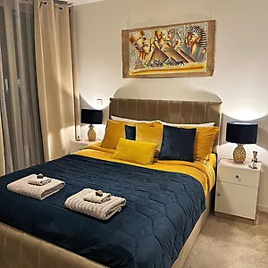 Apartment Spacious 2 Bed Flat Next To Elizabeth Line *