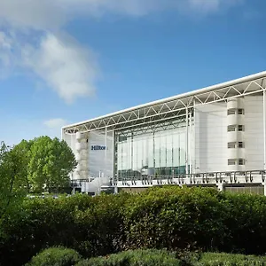 Отель Hilton London Heathrow Airport