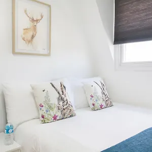 Apartment Holloway Budget - 1 Minute To Emirates Stadium - Next To Station - Center London