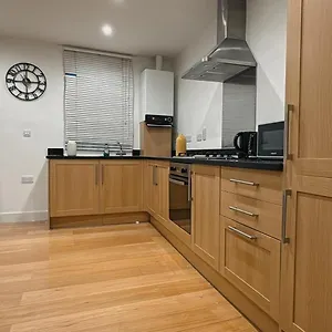 Beautiful 2bed Flat Apartment
