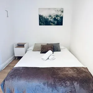 Hoxton By Dc London