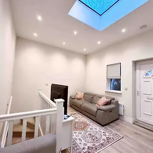 Holiday home Charming Duplex 10min To Bridge Quiet *