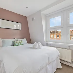 Parea Living - Cute Cosy Flat Near Shoreditch, Hackney, Hoxton Apartment London