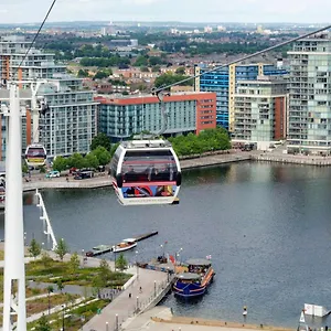 Royal Docks Penthouse Apartment London