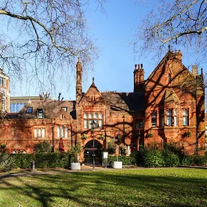 Отель St Paul's 4*
