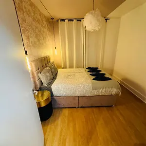 Apartment Eye 3 Bedroom *