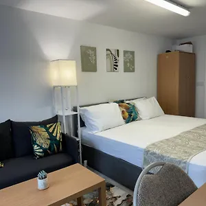 Apartment Posh Executive London Thamesmead (Greater London)