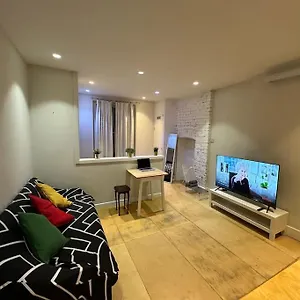 Apartment Comfortable Flat Near Portobello Rd *