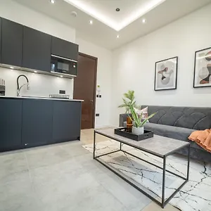 One And Two Bedroom Near Holloway Train Station By Belvilla *