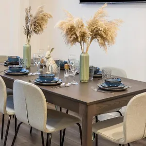 Apartment Notting Hill Retreat 2 Bedroom *