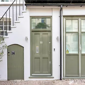 Luxury Loft-style Mews House * London