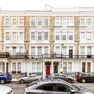 Apartment Lovely One-bedroom Flat Near West Kensington *