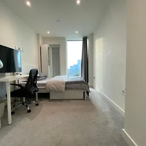Private In Luxury Shared Guest house London