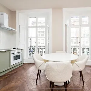 Stylish & Spacious 1 Bedroom Flat In Central Camden *
