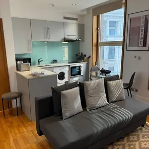 Apartment Sleep 5 In Mayfair St Soho Cov7 *