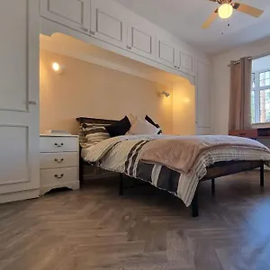 Holiday home Spacious 2 Bed *