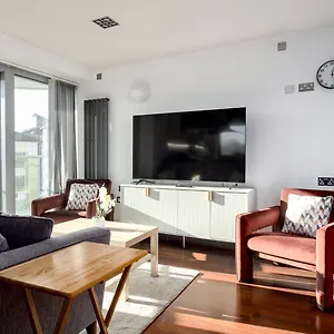 Apartment Guestready - Riverside Retreat In Battersea