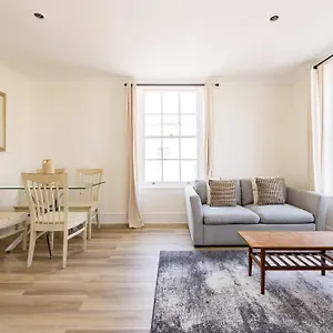 The Victoria Apartment