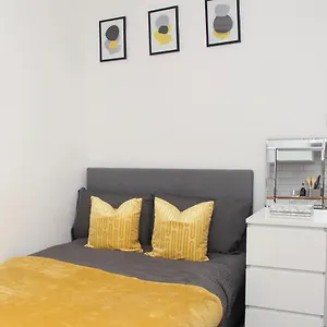 Contractor-friendly Cosy Spot By Finsbury Park Station *