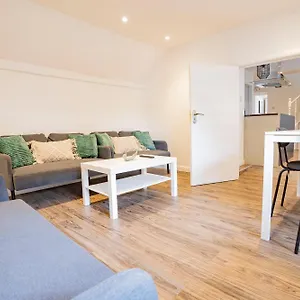 Apartment Stylish 3 Bed Flat Uxbridge