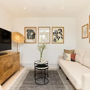 Apartment The South Wimbledon Hideout - Fancy 1bdr Flat With Balcony *