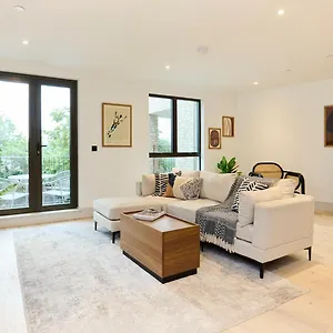 Apartment The South Wimbledon Place - Adorable 2bdr Flat With Balcony