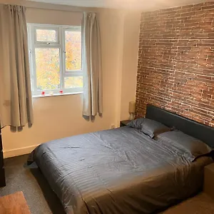 Spacious 1bd Flat - 4 Mins To Regent's Canal! London