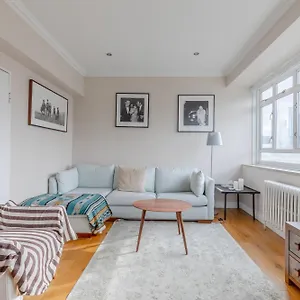 Apartment Superbly Located 2bd Flat Heart Of Pimlico! London