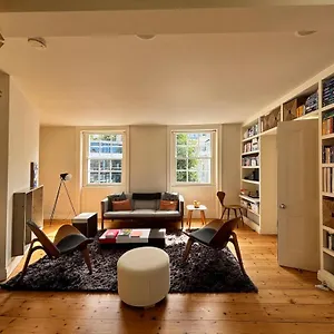 Apartment Trendy 1bd Flat On Historic Street Farringdon *