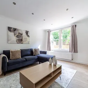 The Hammersmith Flat- Tbu *