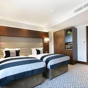 Отель Park Grand Paddington Court 4*