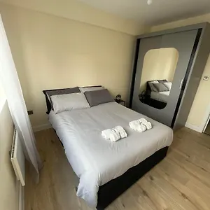 Wembley Stunning Modern * London