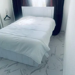 Kingbedstudio-parking-southlondon-towncentre * Mitcham