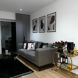 Female Only Spare With Gym & Access Homestay