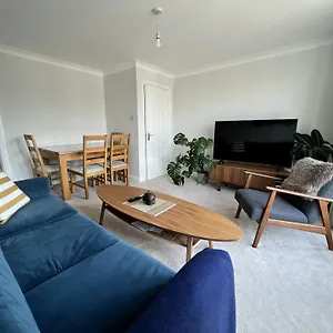 Wimbledon With Parking Apartment *
