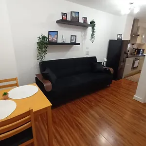 Flat On Market Street, Tube Station Is Very Close, Near Wembley And London Apartment Harrow