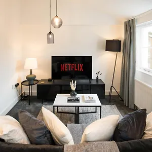 Elegant 3br, 2ba Flat In Marylebone - Ideal Location Near Station & Attractions London