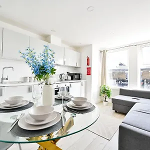 Bright & Comfy 1 Bed Near Catford Station