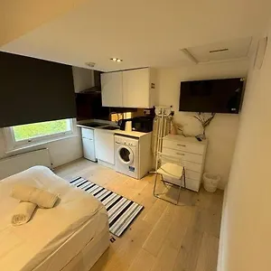 Apartment Studio Flat In Maida Vale Mv4