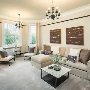 West Kensington-4bedrooms-cinema Rooms-olympia London